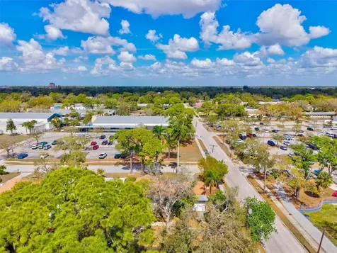 2586 Tami Sola Street Sarasota FL 34237
