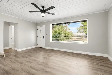 2586 Tami Sola Street Sarasota FL 34237