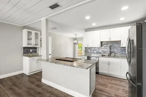 2586 Tami Sola Street Sarasota FL 34237