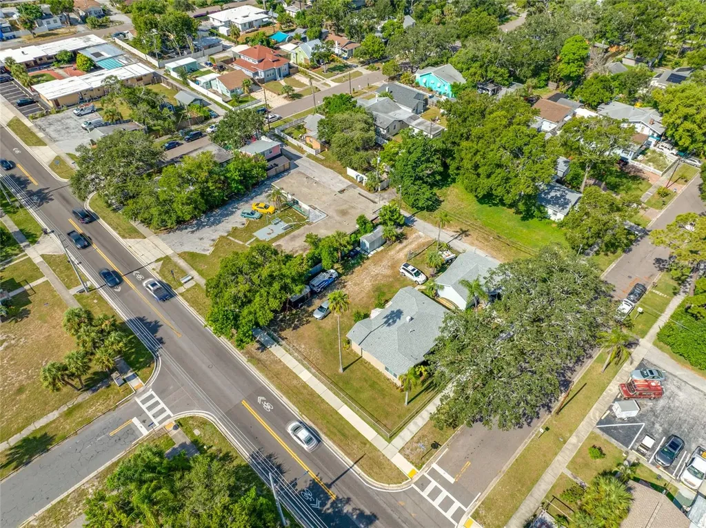1762 N Fort Harrison Avenue Clearwater FL 33755