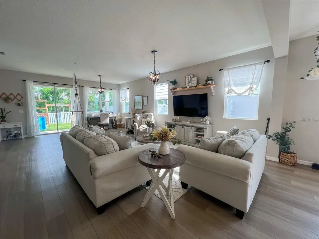 3567 74th Avenue Circle E Sarasota FL 34243