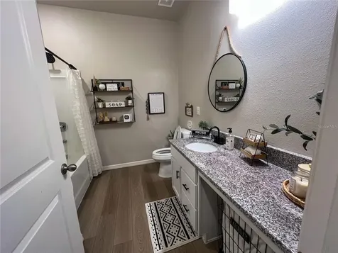 3567 74th Avenue Circle E Sarasota FL 34243