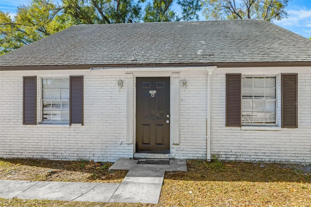1403 College Park Lane Tampa FL 33612