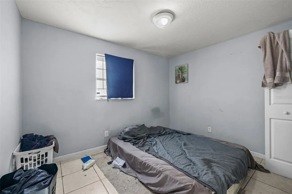 1403 College Park Lane Tampa FL 33612