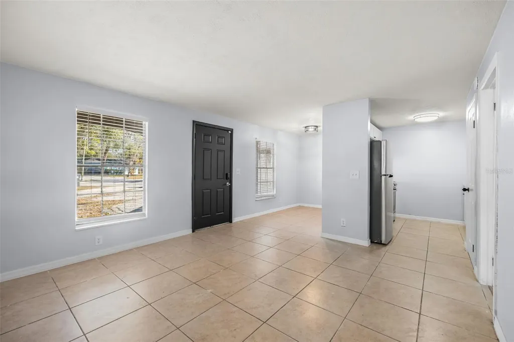 1403 College Park Lane Tampa FL 33612