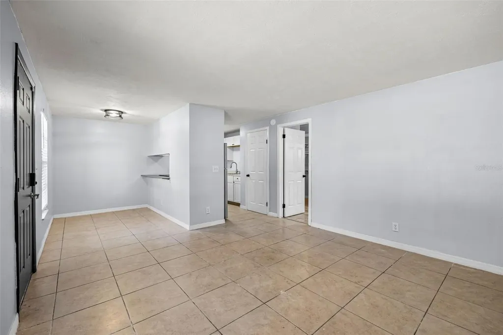 1403 College Park Lane Tampa FL 33612
