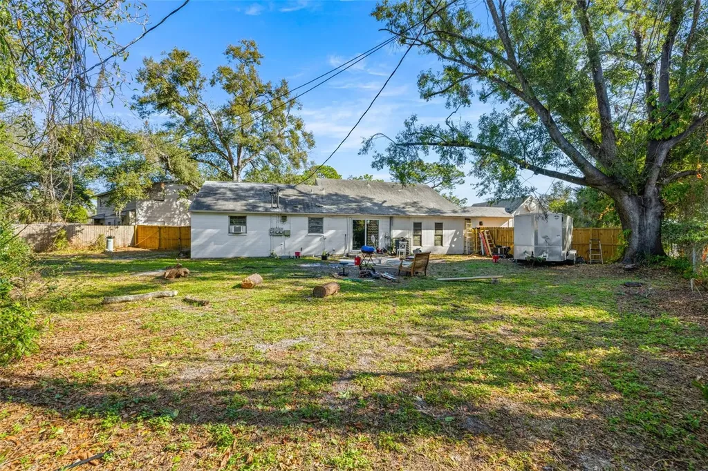 1403 College Park Lane Tampa FL 33612