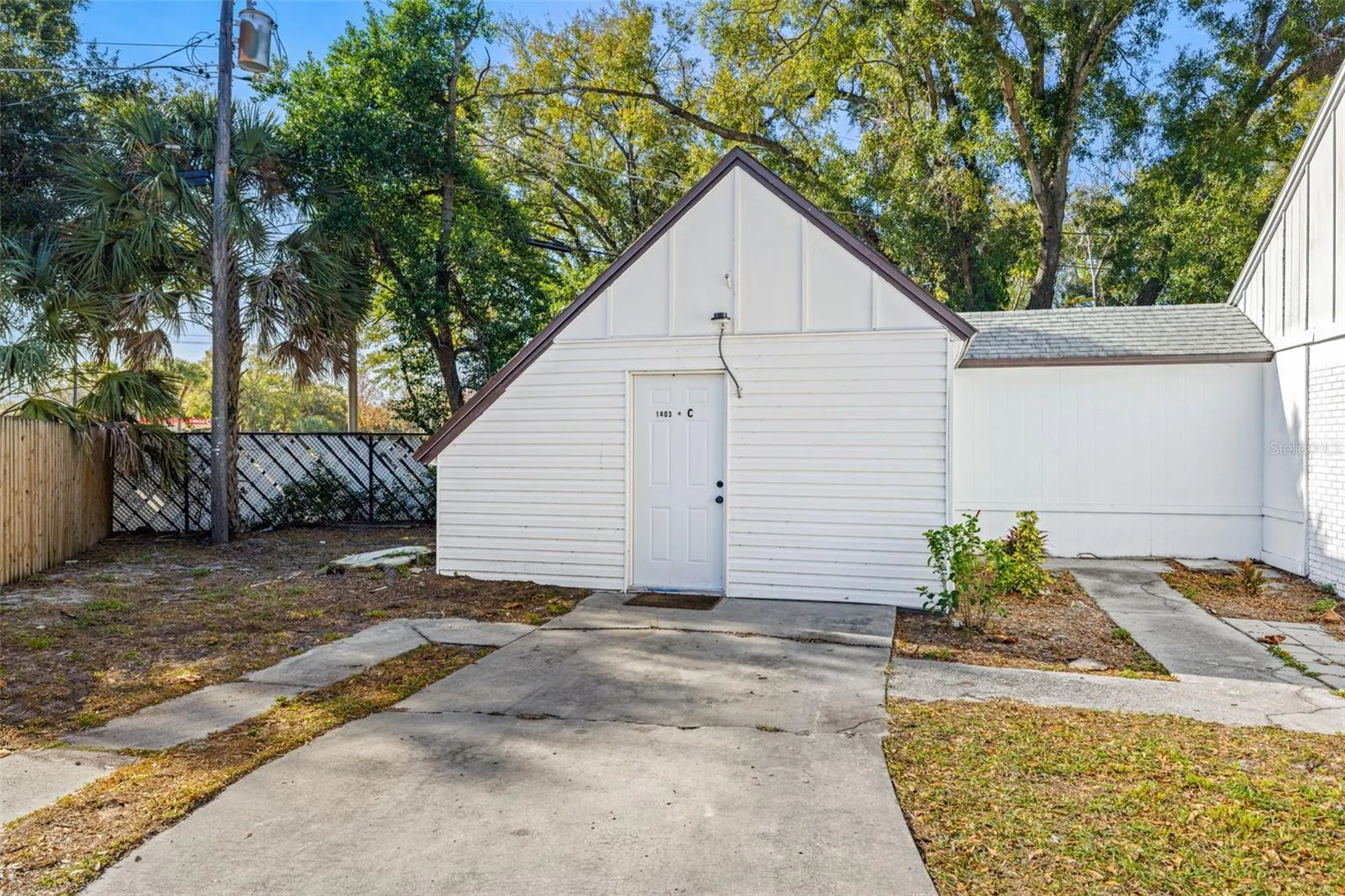 1403 College Park Lane Tampa FL 33612