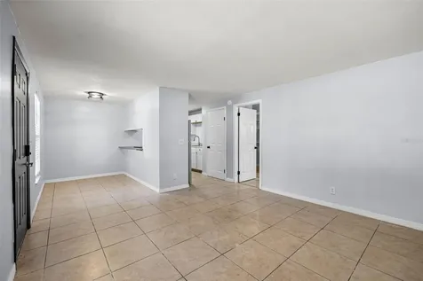 1403 College Park Lane Tampa FL 33612