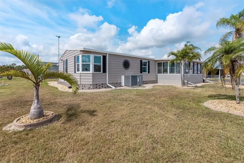 639 La Jolla Circle North Port FL 34287