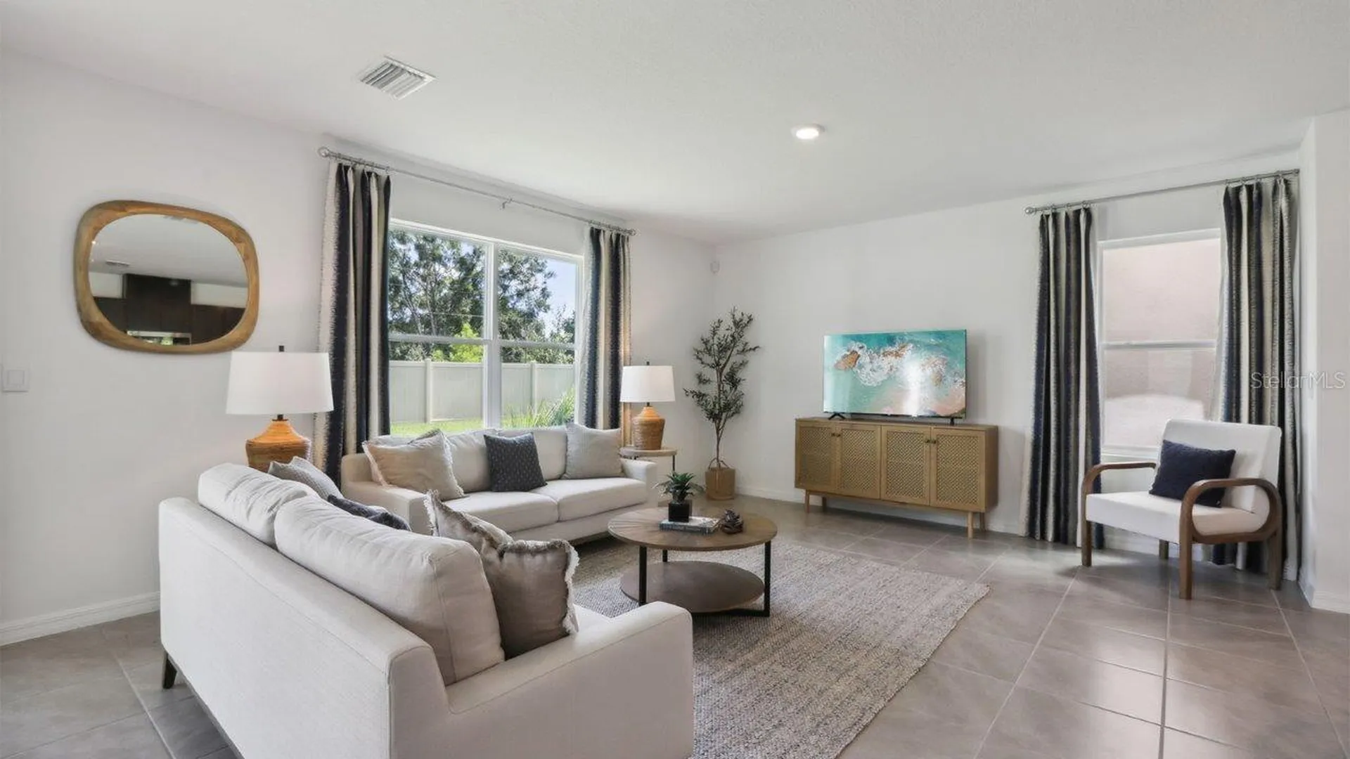 5240 Berry Bay Avenue Wimauma FL 33598
