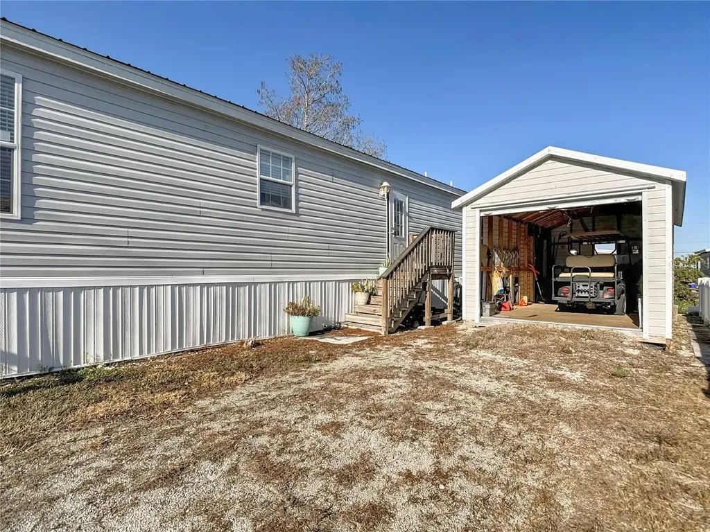 1824 Riverside Drive Moore Haven FL 33471