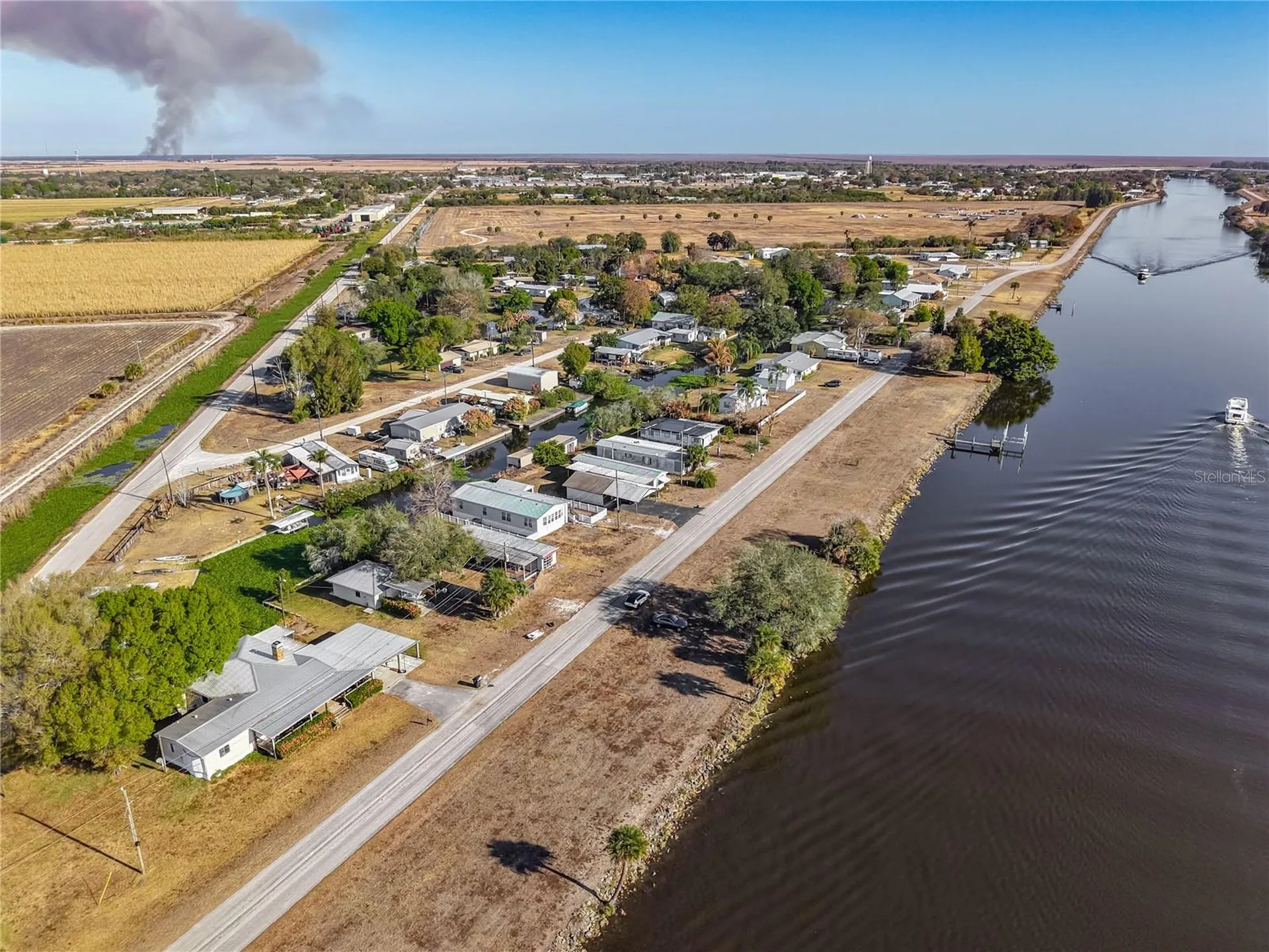 1824 Riverside Drive Moore Haven FL 33471
