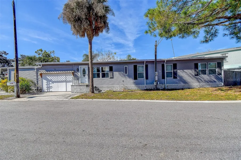 505 Riverview Lane Tarpon Springs FL 34689