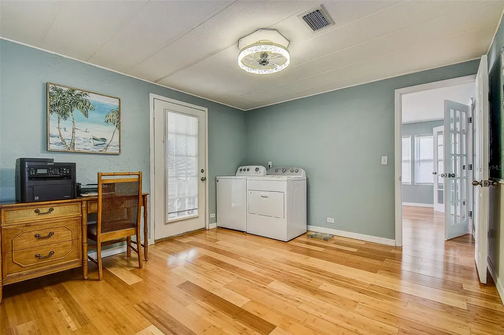 505 Riverview Lane Tarpon Springs FL 34689