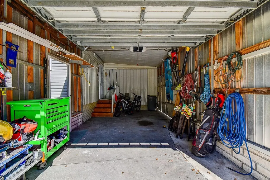 505 Riverview Lane Tarpon Springs FL 34689