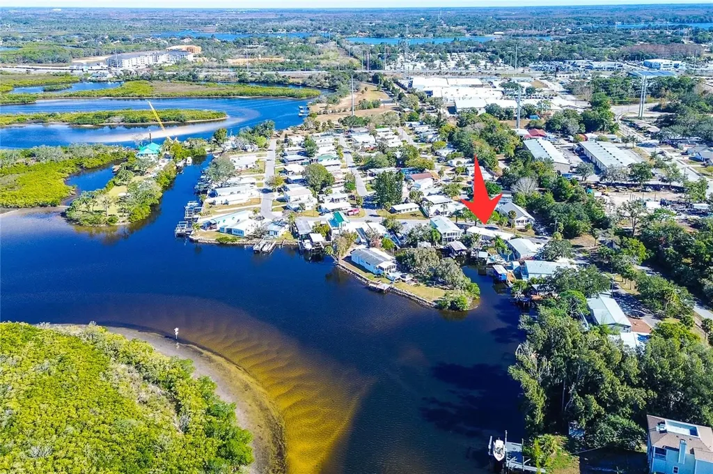 505 Riverview Lane Tarpon Springs FL 34689