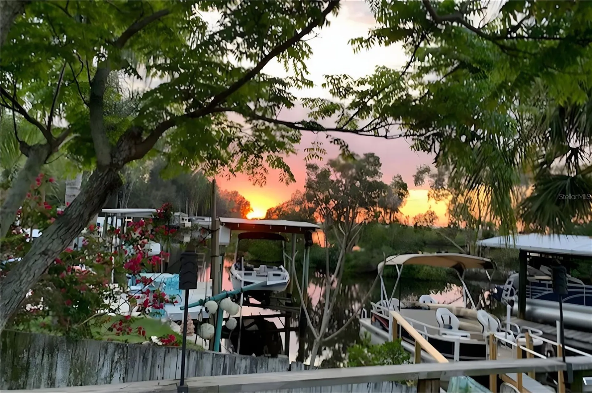 505 Riverview Lane Tarpon Springs FL 34689