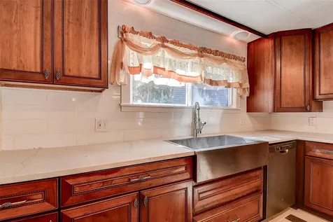 505 Riverview Lane Tarpon Springs FL 34689
