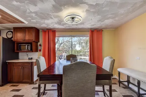 505 Riverview Lane Tarpon Springs FL 34689