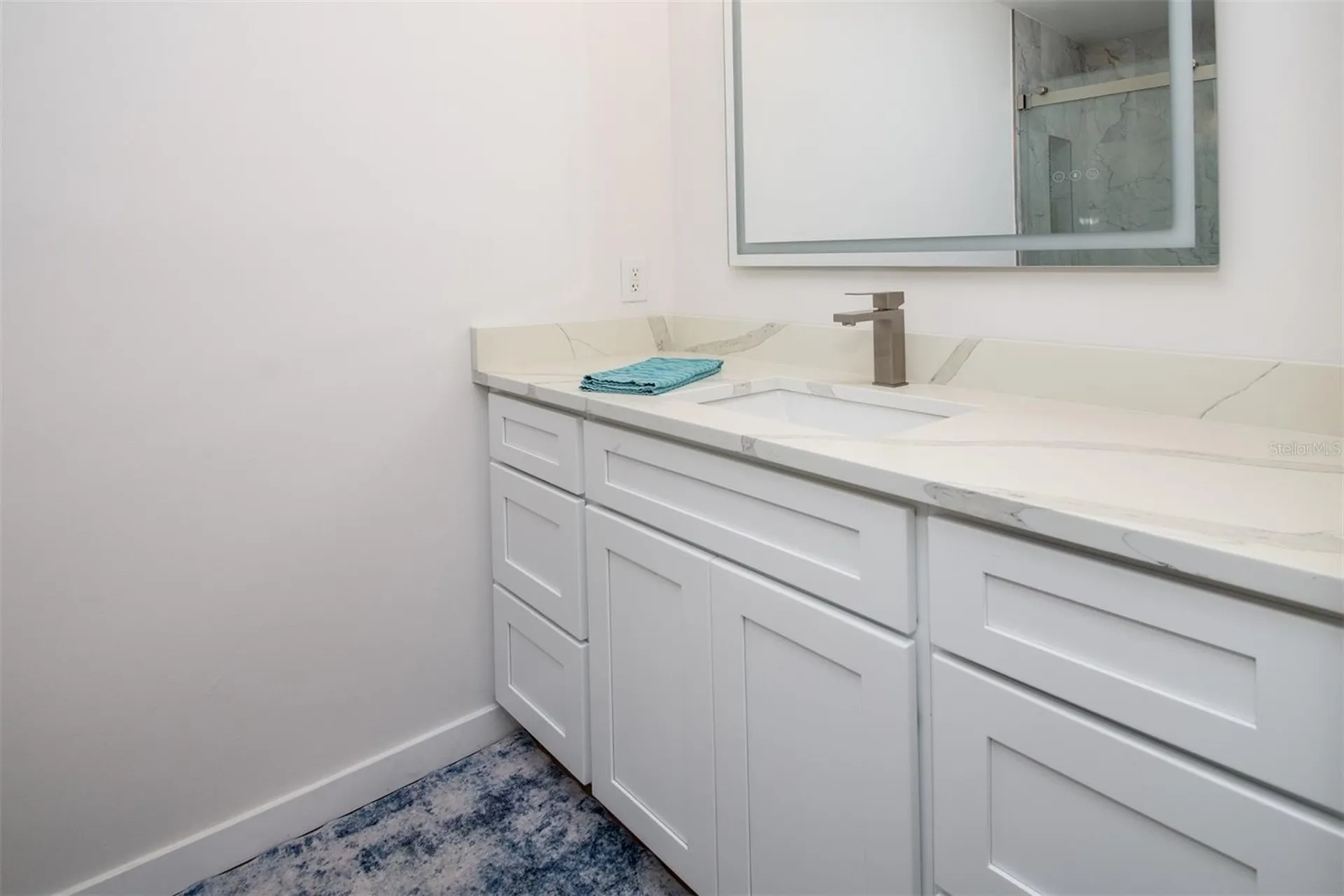 128 Boca Ciega Point Boulevard N St Petersburg FL 33708