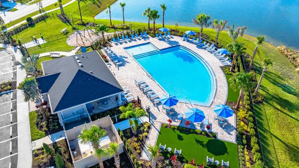 717 Steel Drive Apollo Beach FL 33572