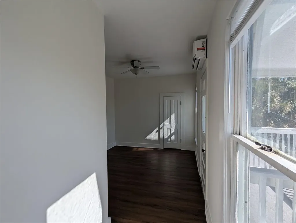 127 S Peninsula Daytona Beach FL 32118