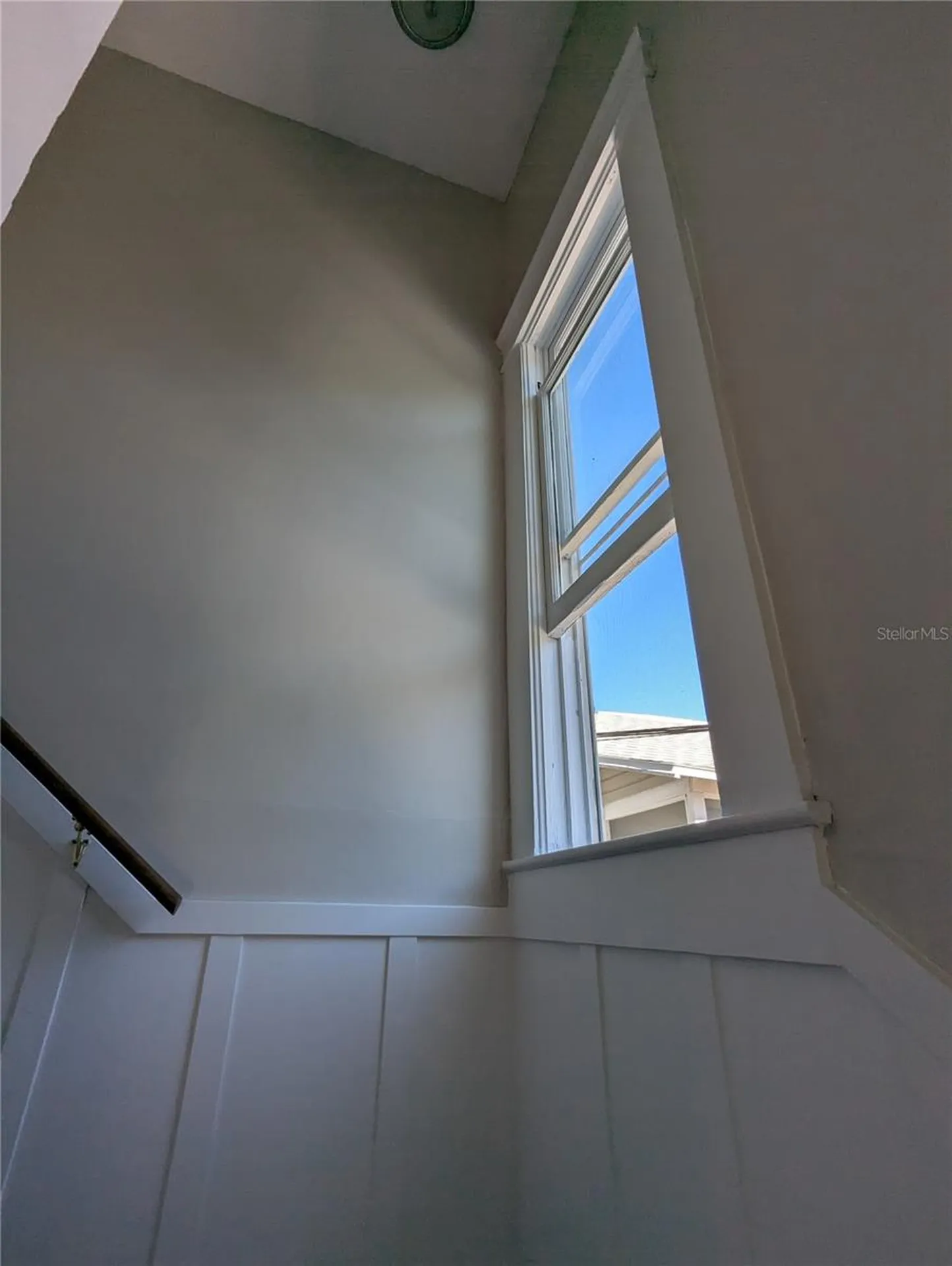 127 S Peninsula Daytona Beach FL 32118