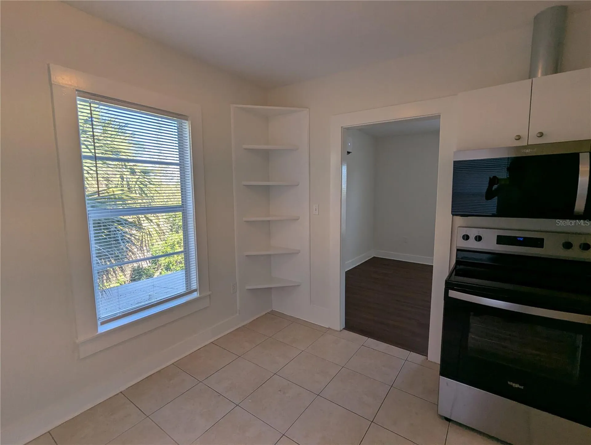 127 S Peninsula Daytona Beach FL 32118