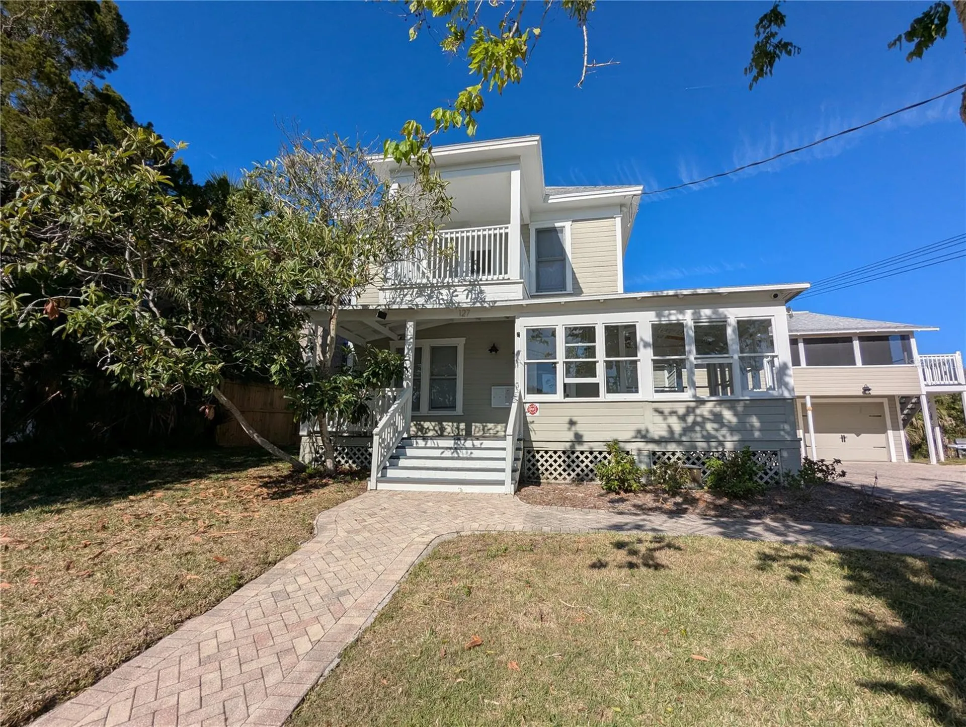 127 S Peninsula Daytona Beach FL 32118