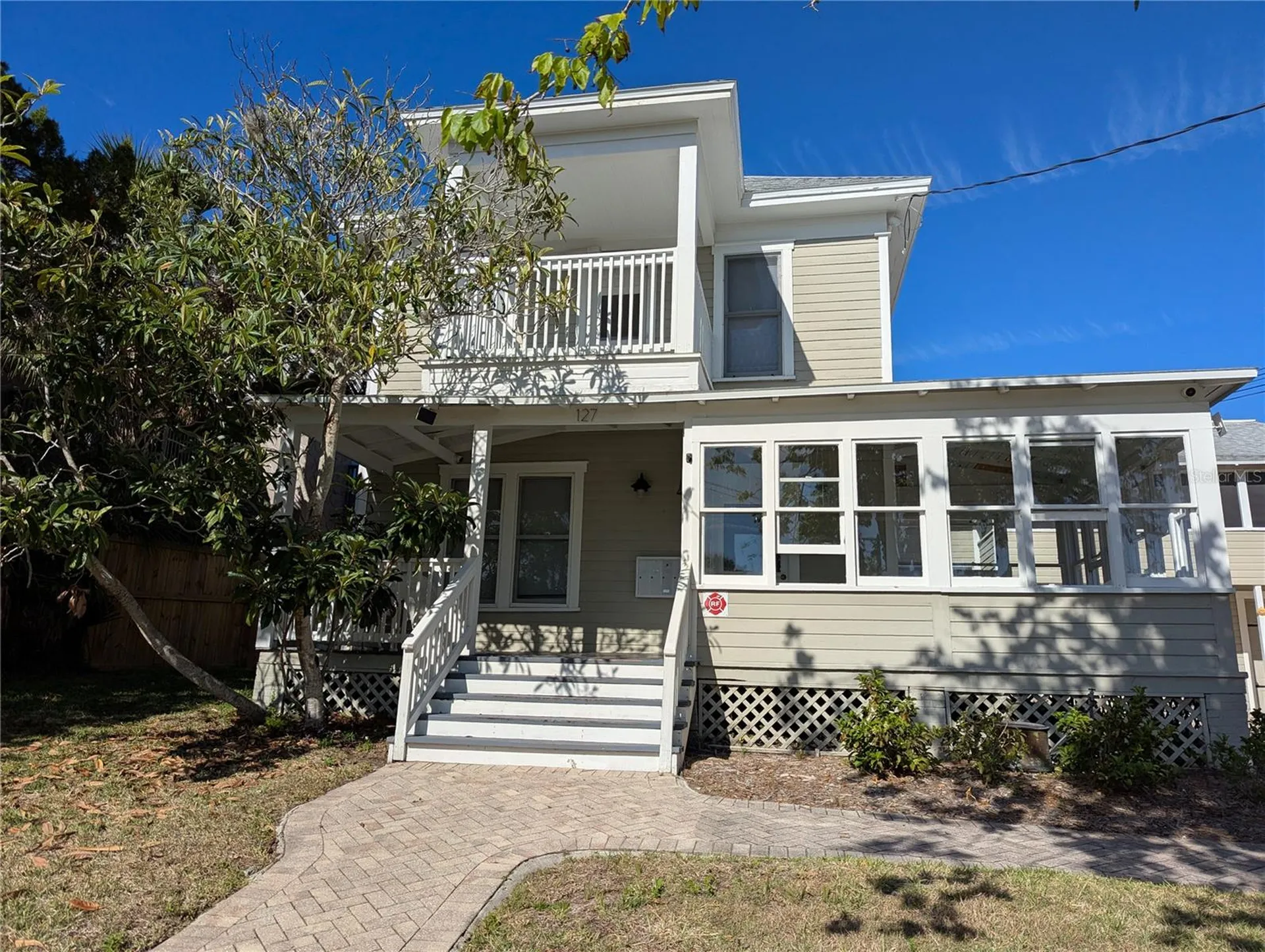 127 S Peninsula Daytona Beach FL 32118