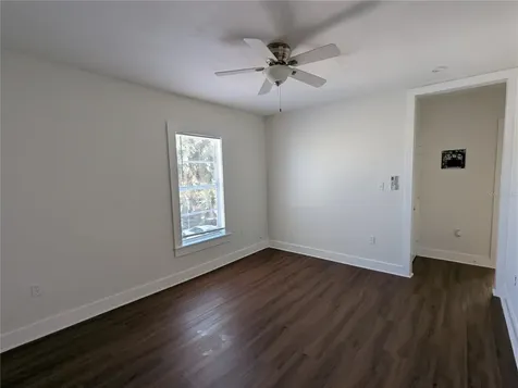 127 S Peninsula Daytona Beach FL 32118