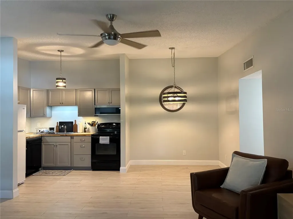 3241 Fox Chase Circle N Palm Harbor FL 34683