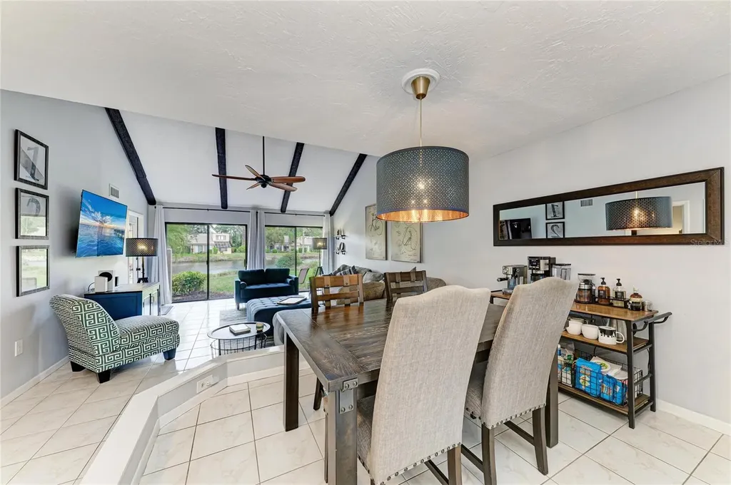 5315 Myrtle Wood Sarasota FL 34235