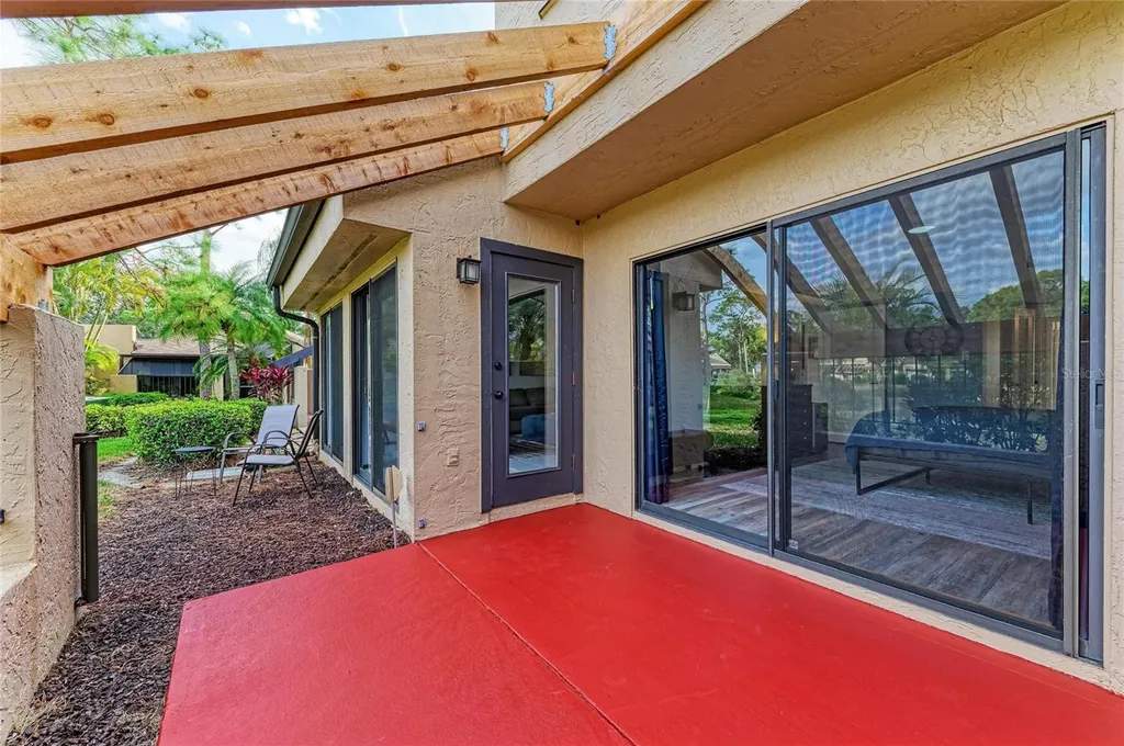5315 Myrtle Wood Sarasota FL 34235