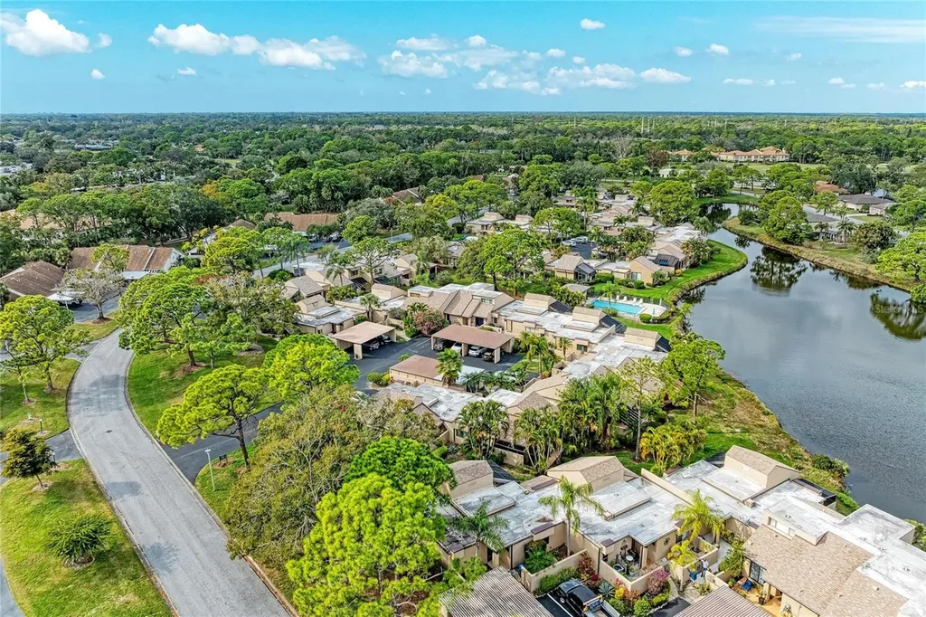 5315 Myrtle Wood Sarasota FL 34235