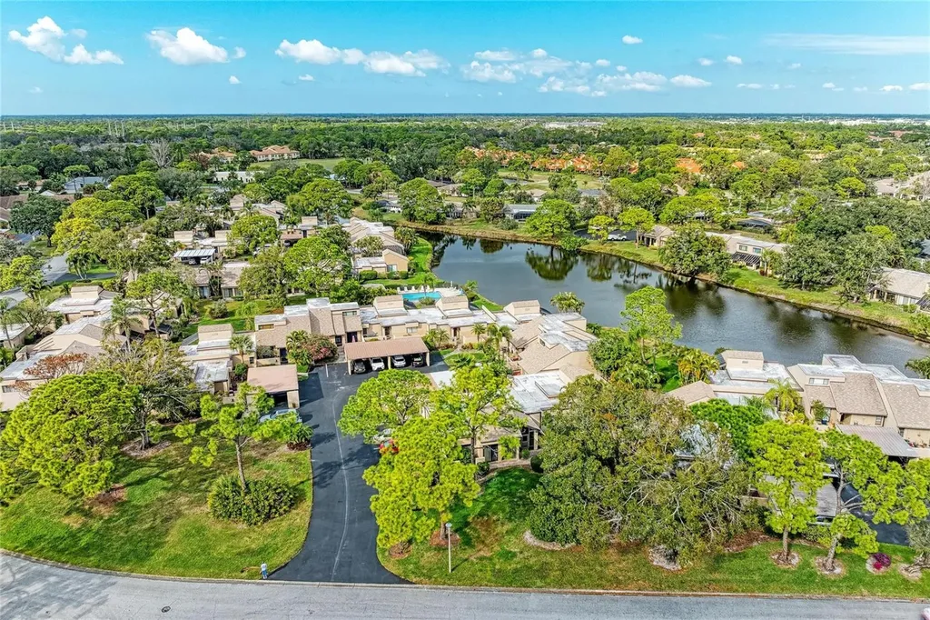 5315 Myrtle Wood Sarasota FL 34235