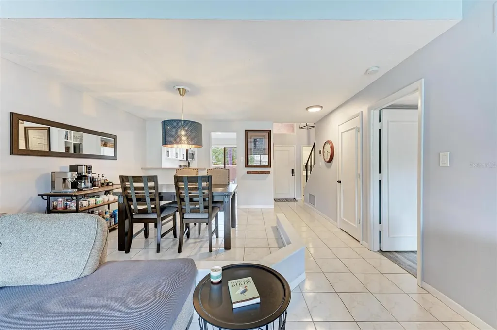 5315 Myrtle Wood Sarasota FL 34235