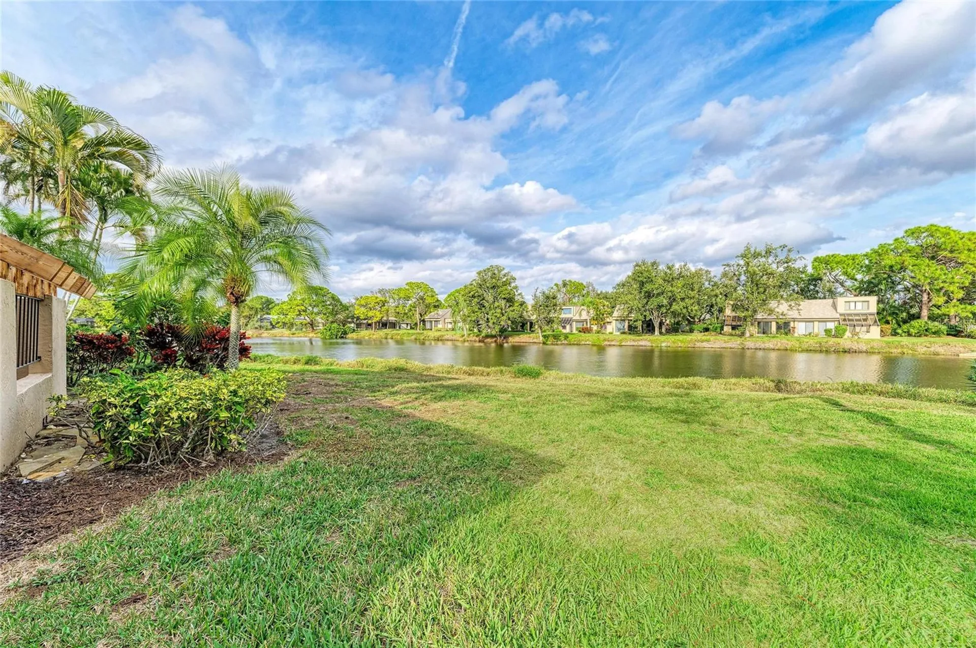5315 Myrtle Wood Sarasota FL 34235