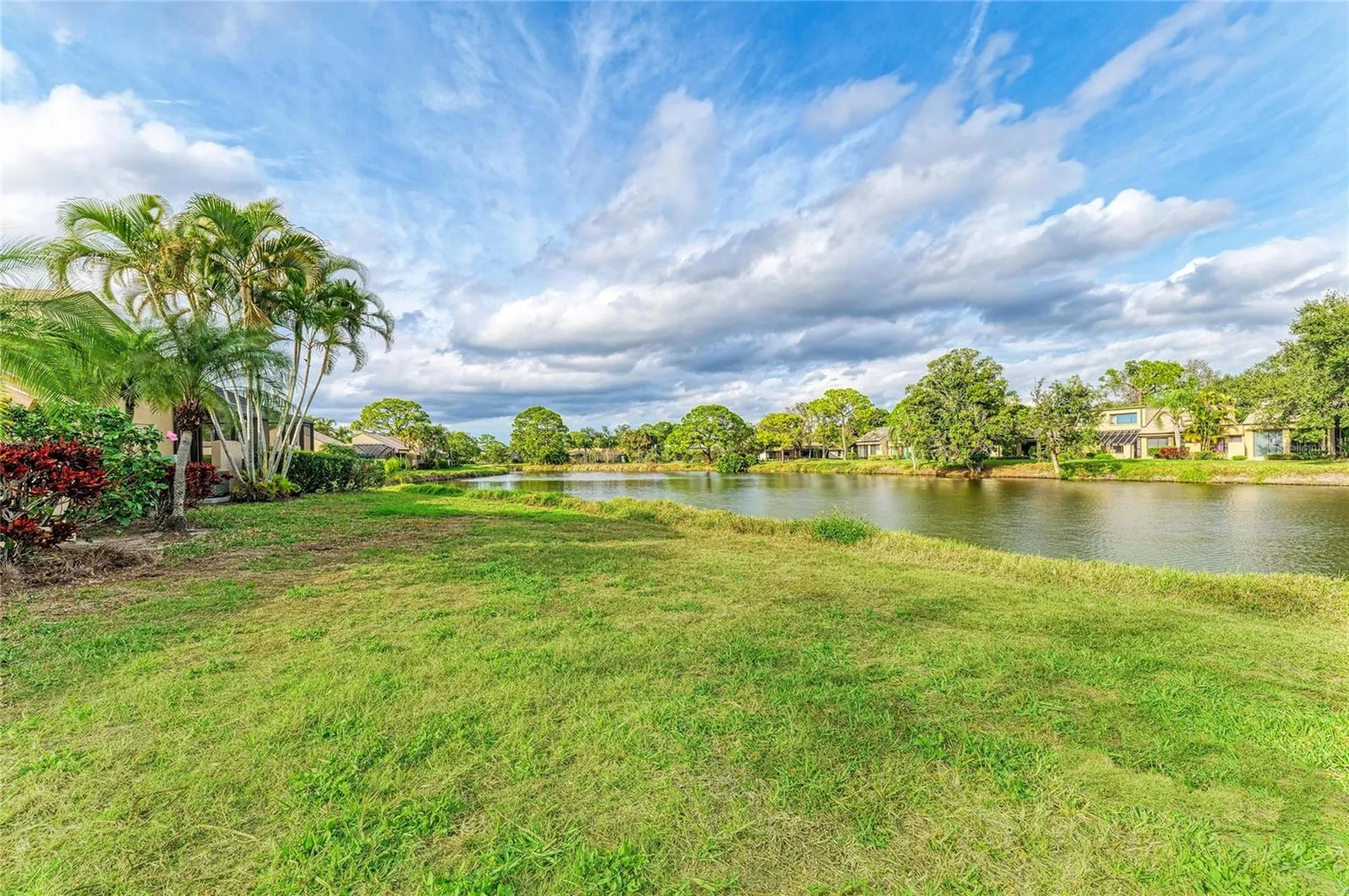 5315 Myrtle Wood Sarasota FL 34235