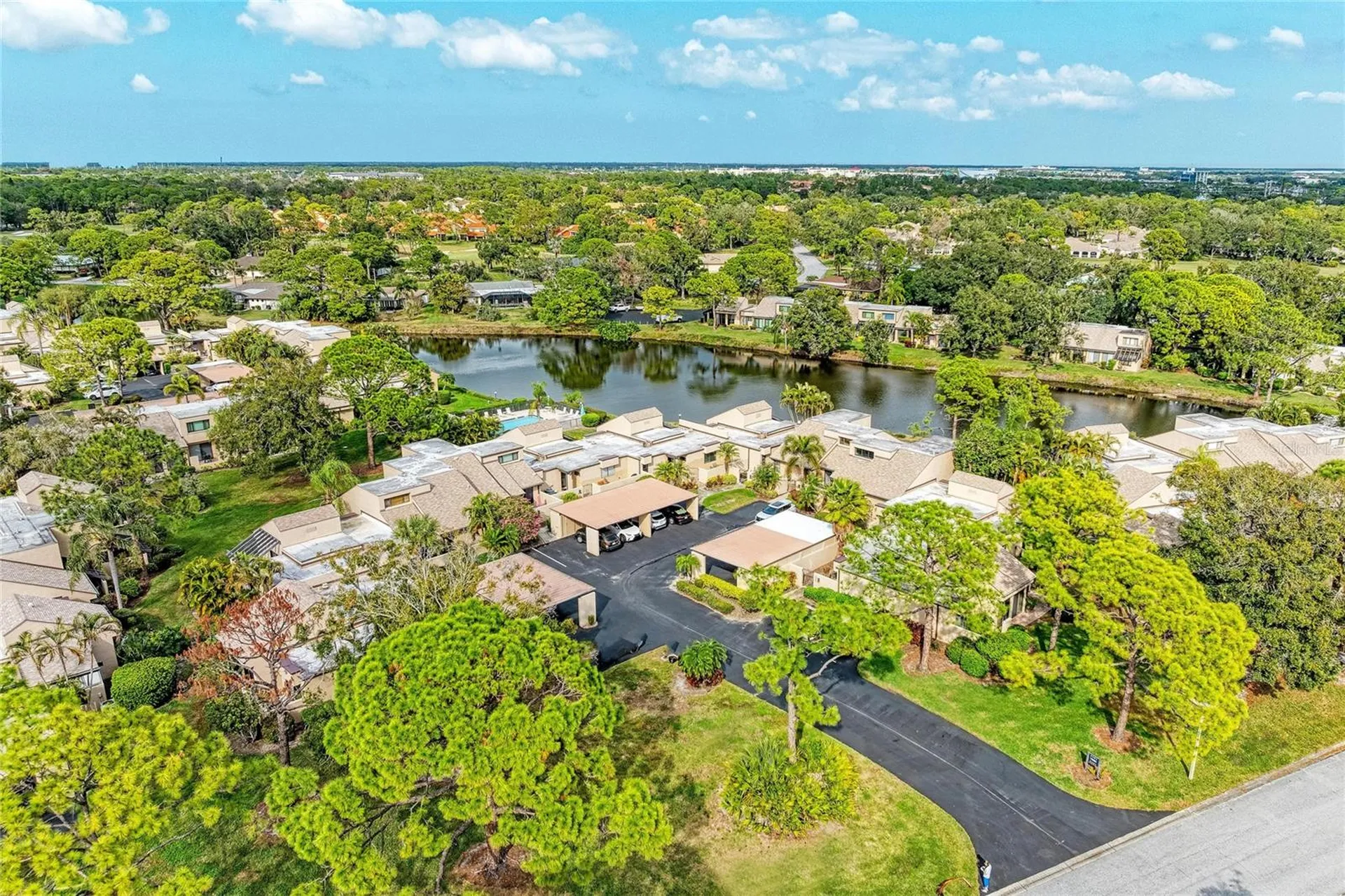 5315 Myrtle Wood Sarasota FL 34235