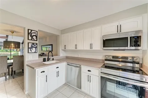 5315 Myrtle Wood Sarasota FL 34235