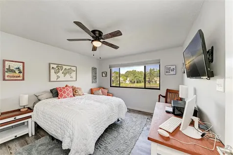 5315 Myrtle Wood Sarasota FL 34235