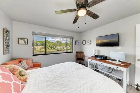 5315 Myrtle Wood Sarasota FL 34235