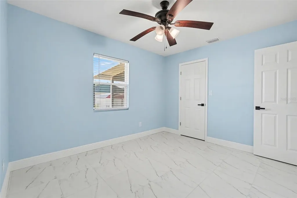 14814 11th Street Dade City FL 33523