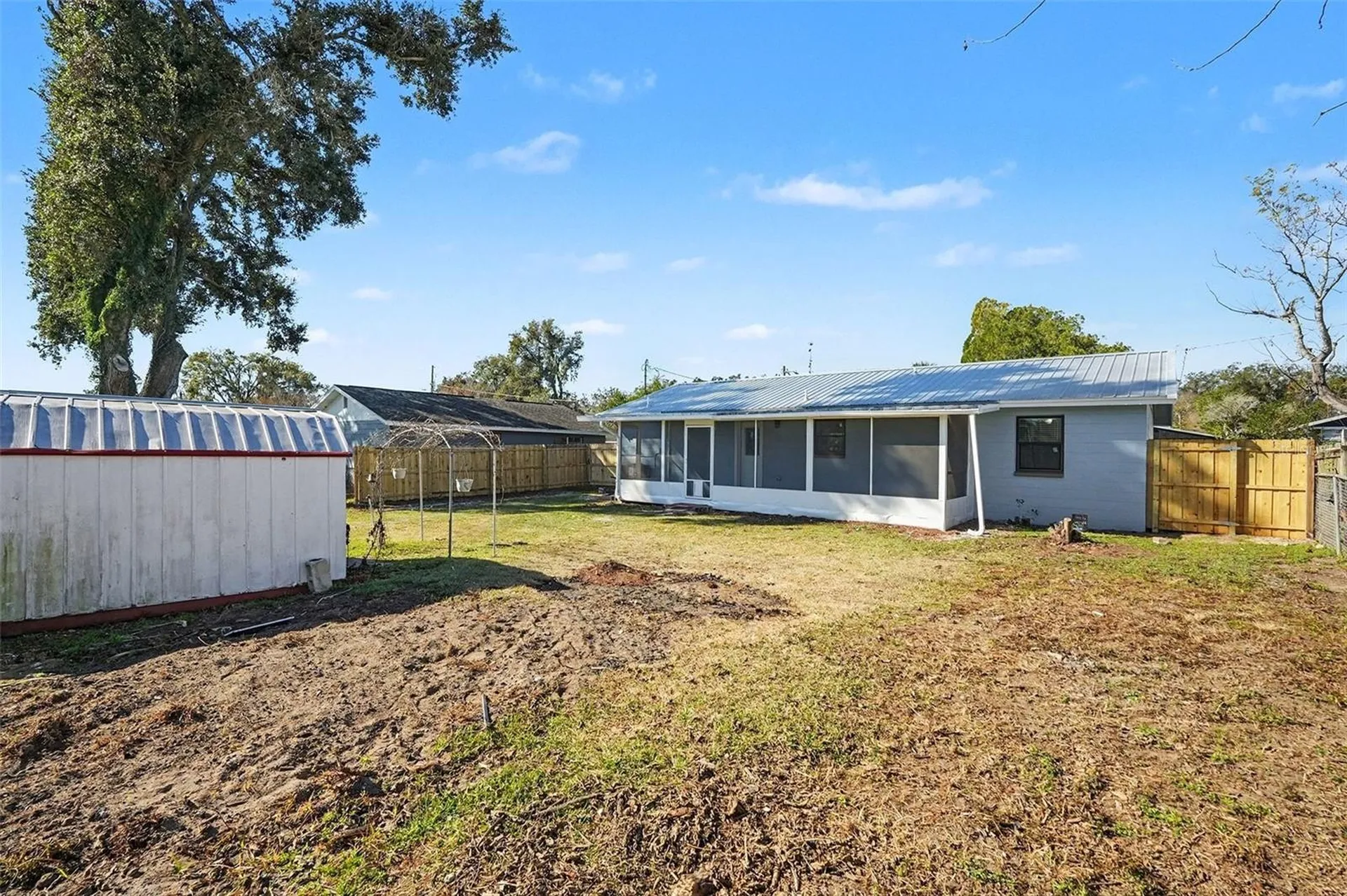 14814 11th Street Dade City FL 33523