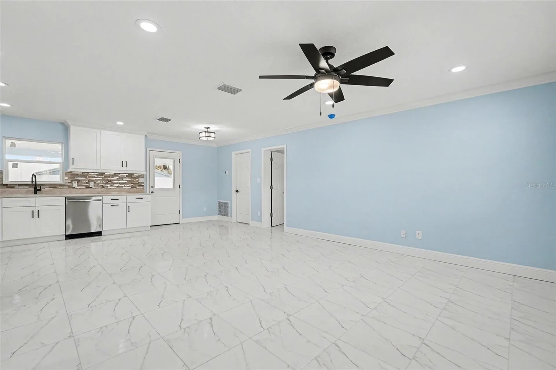 14814 11th Street Dade City FL 33523