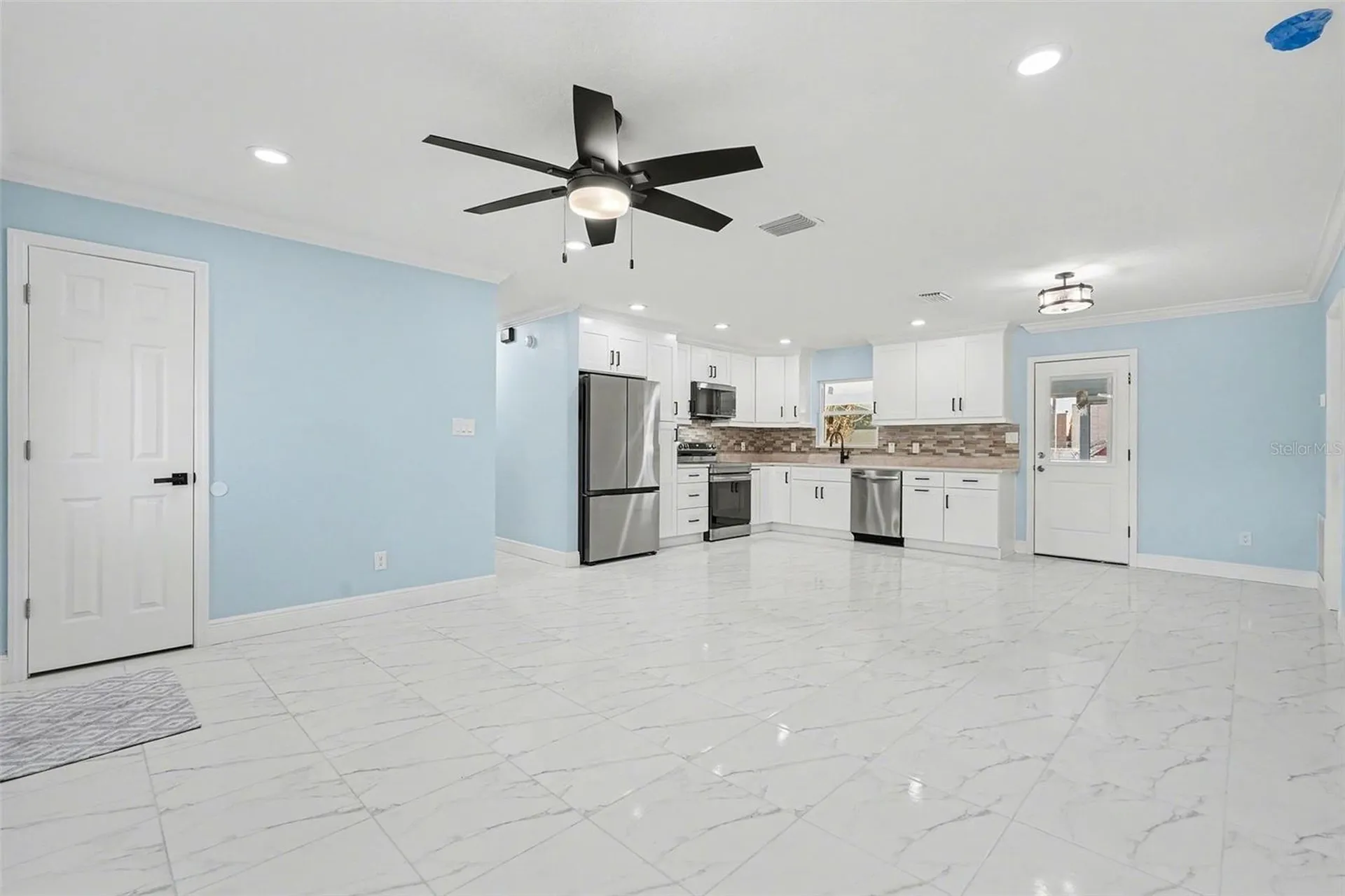 14814 11th Street Dade City FL 33523