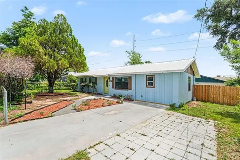 14814 11th Street Dade City FL 33523
