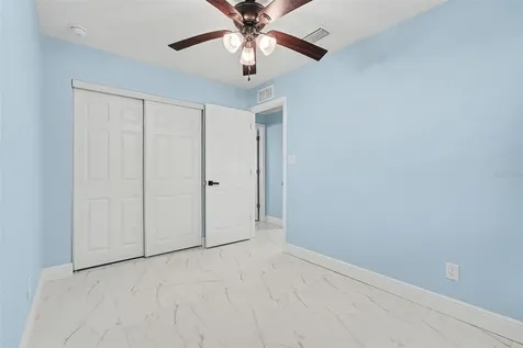 14814 11th Street Dade City FL 33523
